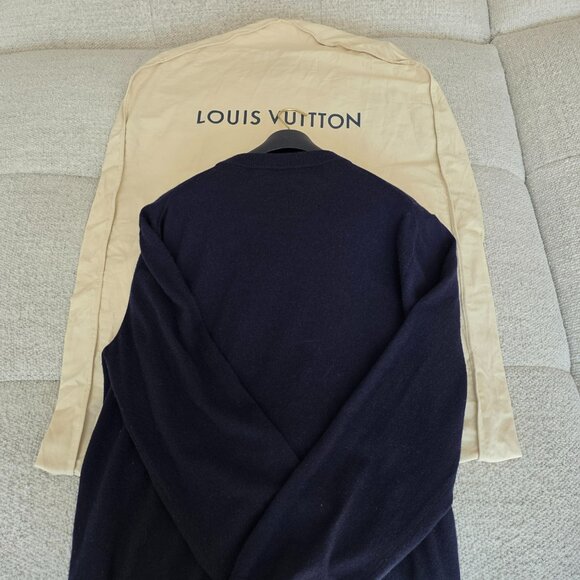 Louis Vuitton 100 % Cashmere Sweaters by Virgil Abloh - Picture 14 of 16